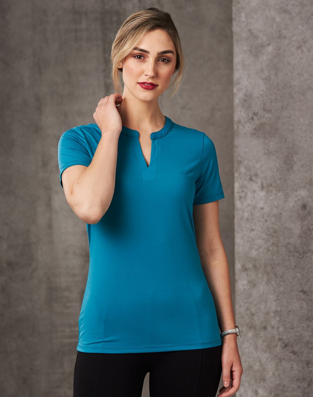 M8840 LADIES SHORT SLEEVE KNIT TOP SOFIA - WEARhouse